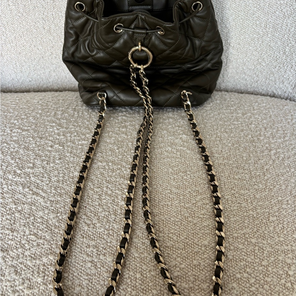 CHANEL Quilted Drawstring Shoulder Backpack - Oli… - image 4